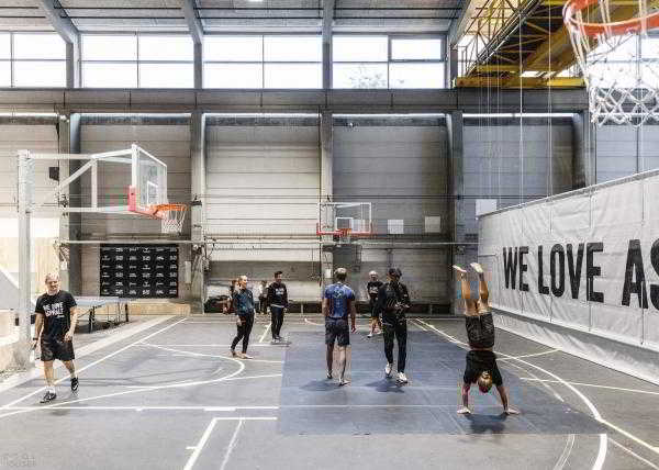 Трансформация старого завода в Центр уличного спорта, Дания Трансформация старого завода в Центр уличного спорта, Дания