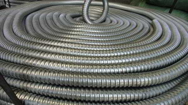 Труба металлическая гофрированная (нержавеющая сталь): свойства и область применения