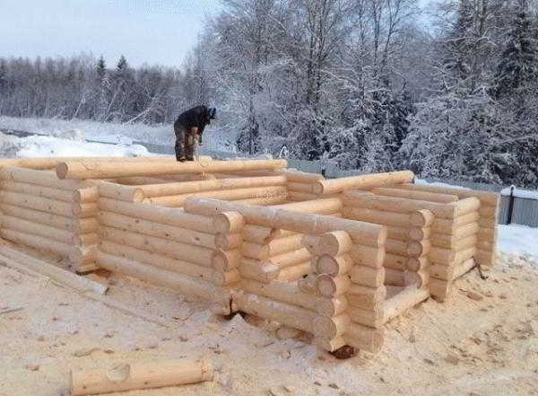 
			Бани из рубленного бревна		