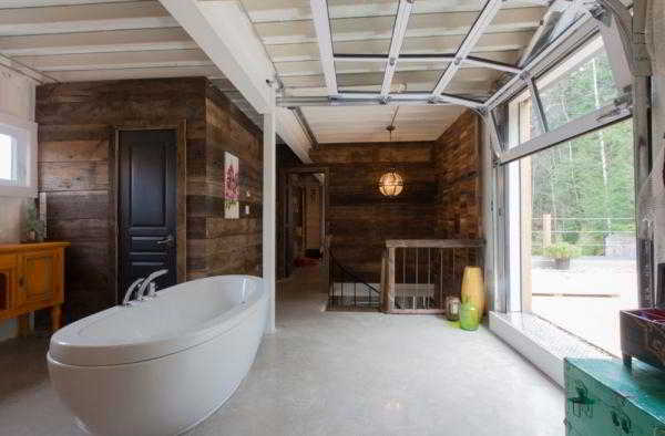 	Акриловая ванна – изюминка современного интерьера				