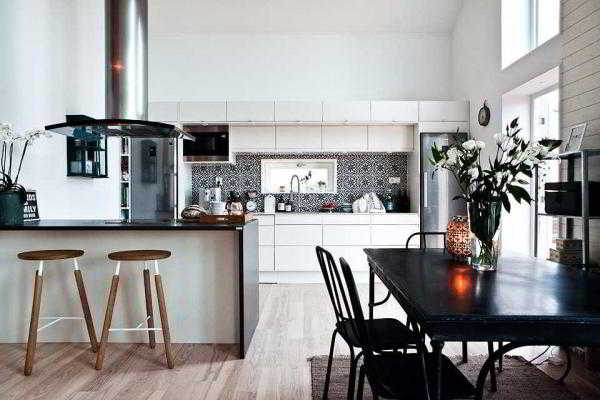 	Кухня-гостиная с барной стойкой: фото интерьеров в разном тематическом оформлении				