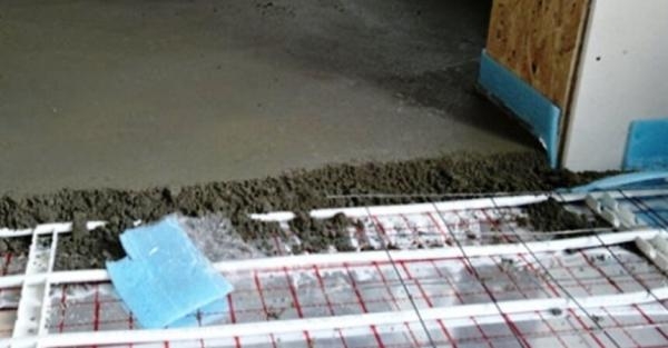 Как определить минимальную толщину стяжки на пол под плитку