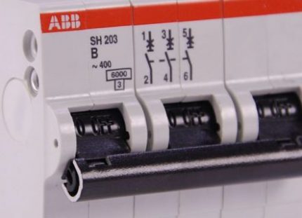 Маркировка автоматических выключателей: как правильно подобрать автомат для проводки